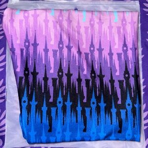 NWT Charlie’s Project OS castle leggings